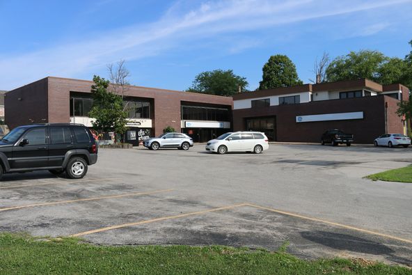 Davenport Plaza: 310-334 N 115th Street, Omaha, NE 68154